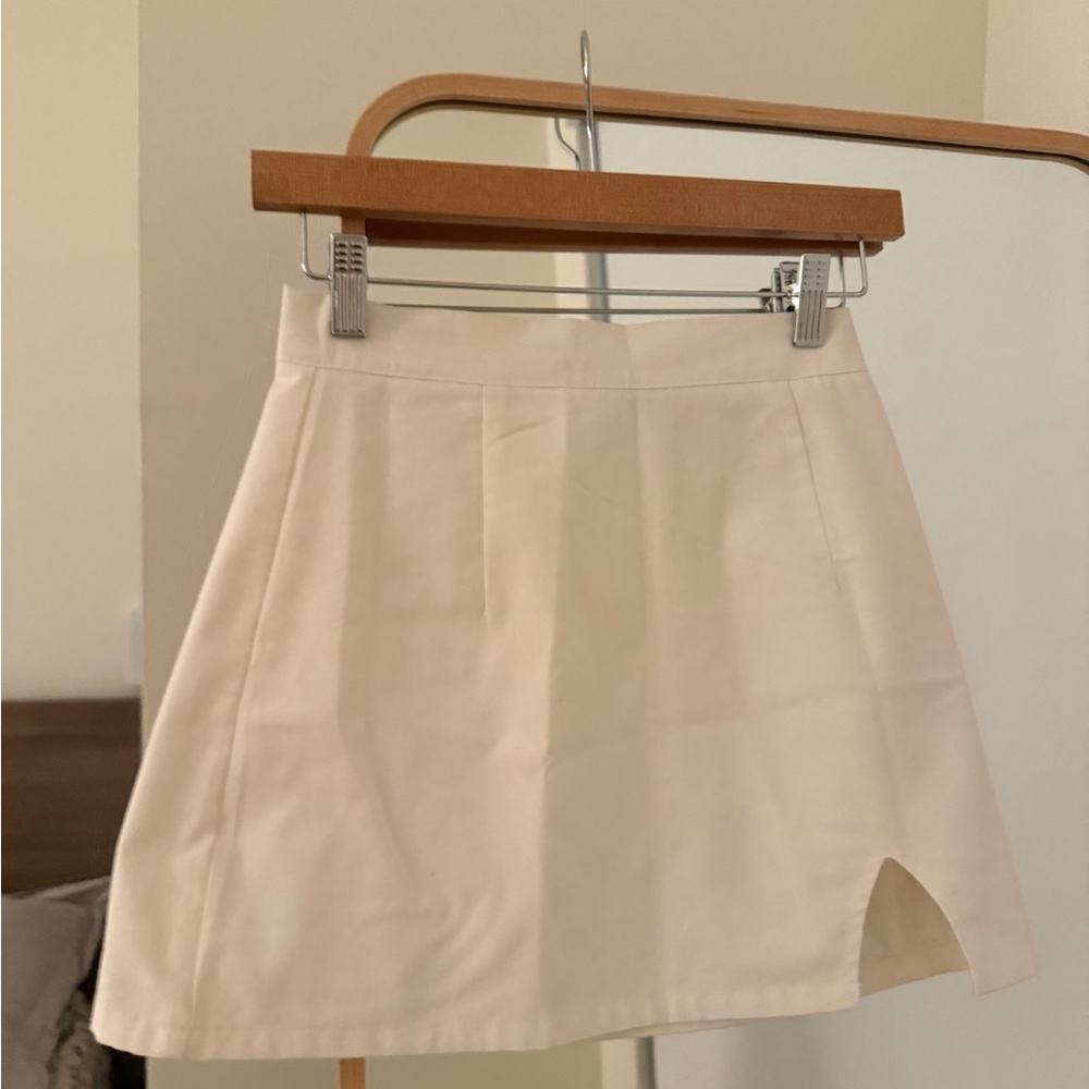 Cotton/Linen White Mini Skirt